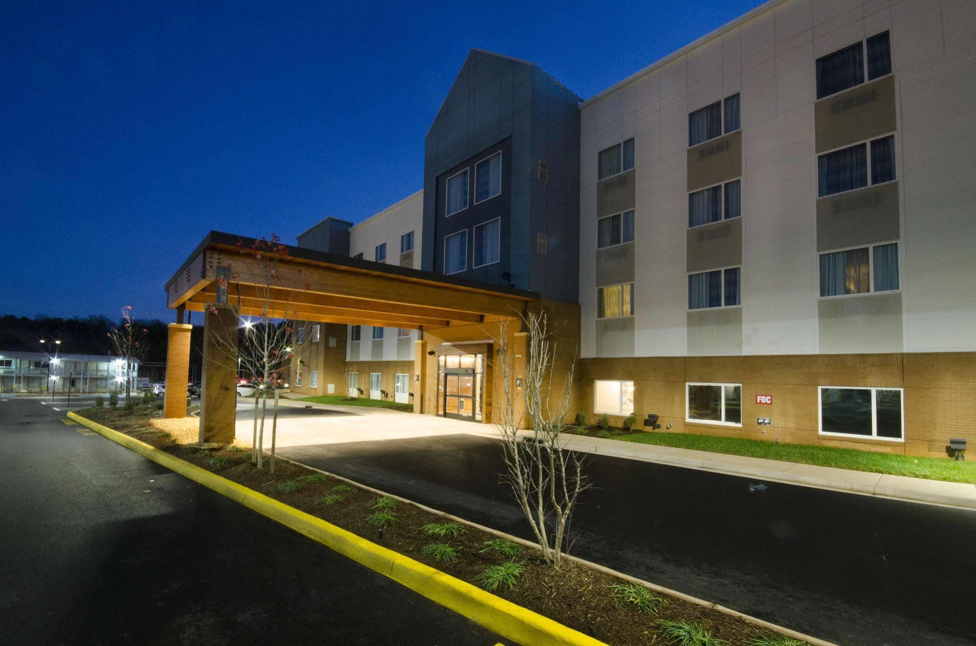 Country Inn & Suites By Radisson, Charlottesville-Uva, Va Kültér fotó